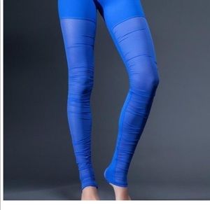 Alo Yoga Goddess leggings